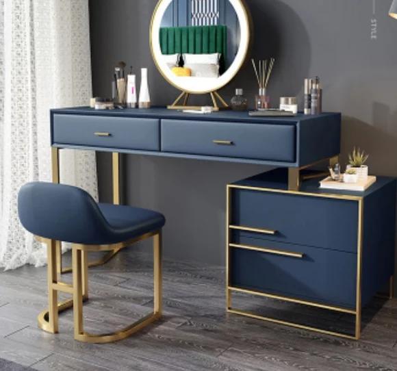 Konsolen Tisch Design Möbel Tische Sideboard Medusa Luxus Wohnzimmer